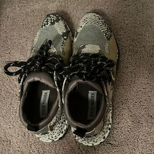Steve Madden snakeskin sneakers, size 7